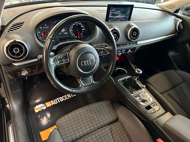 MYAUTOCENTER – Gebraucht- und Jahreswagen mit Werkstattservice in Pfaffenhofen Audi A3 Sportback ambition *Spurhalte*Totwinkel*Xenon