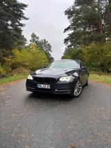 BMW F10 525d Xdrive Facelift - BMW 525: 525d F10