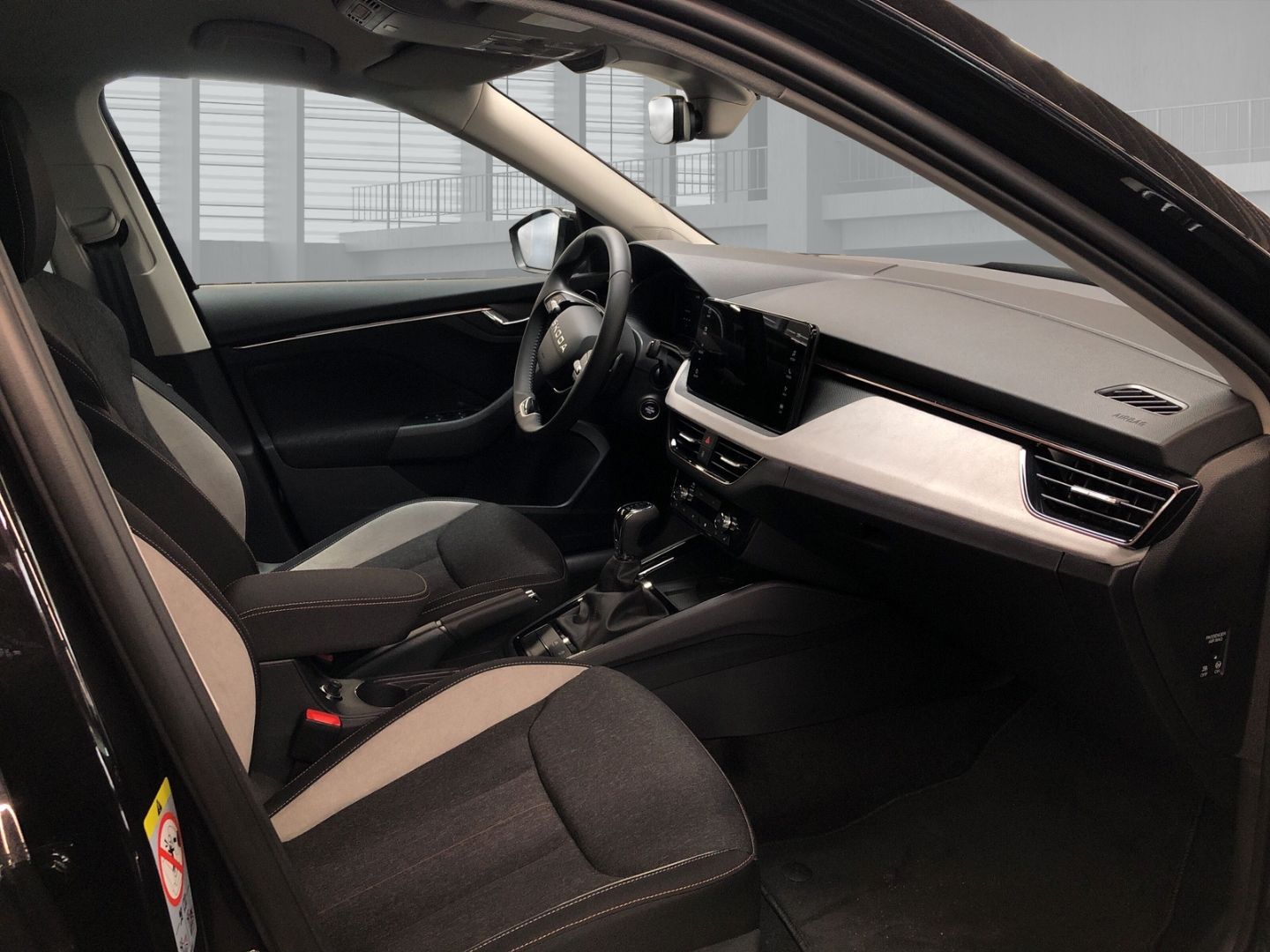 Fahrzeugabbildung SKODA Kamiq Selection Tour 1.0 TSI DSG Navi Digitales