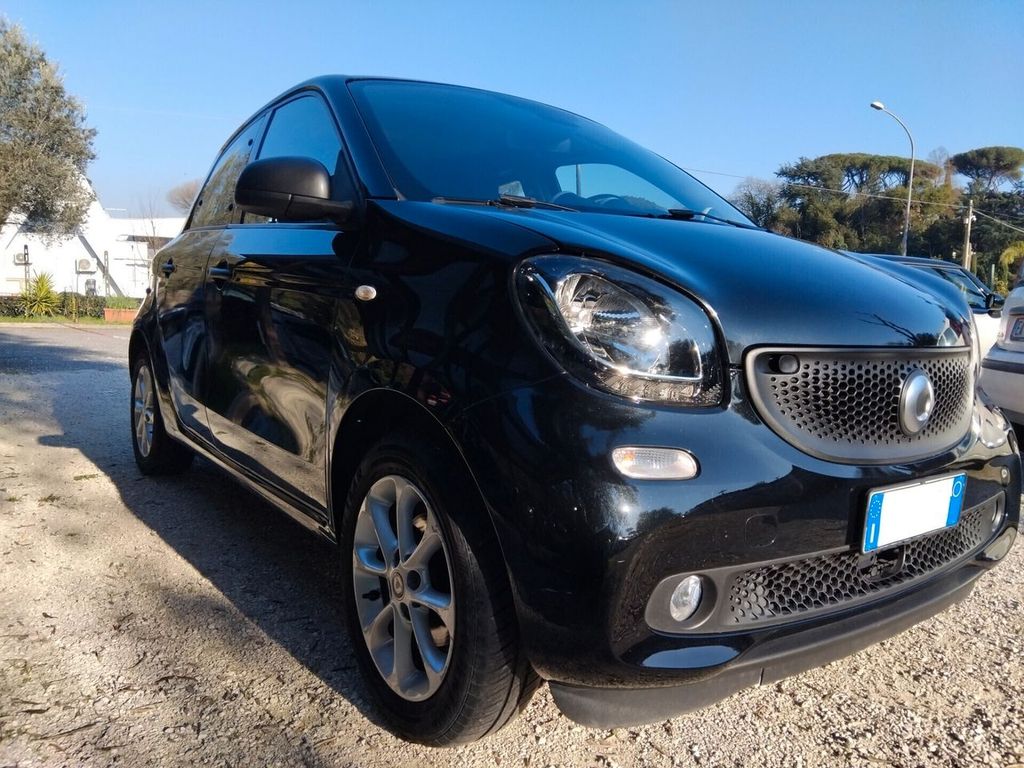 Image of Smart ForFour