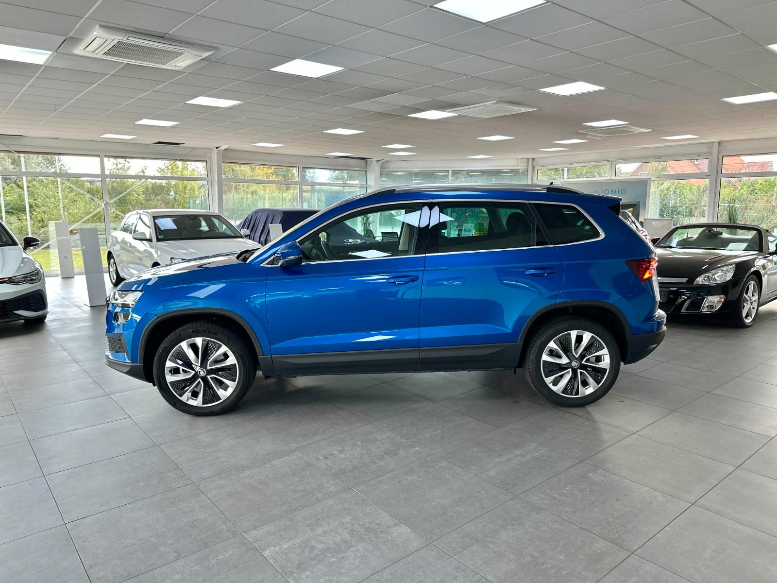 Skoda Karoq Selection 1.5 TSI ACC LED RFK NAVI APP