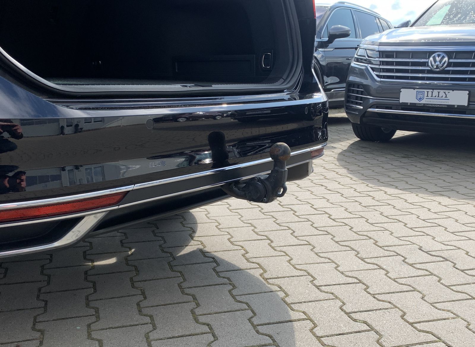 Fahrzeugabbildung Volkswagen Passat Variant 2.0 TDI*Elegance*AHK*Leder*Matrix