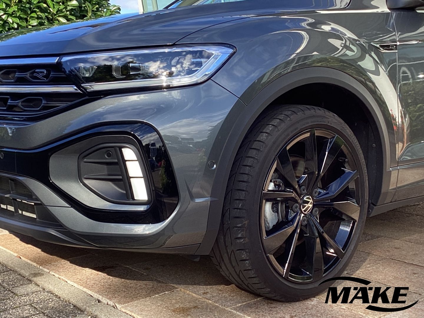 T-Roc R-Line 1.5 TSI DSG AHZV IQ.L ACC BLACK STD