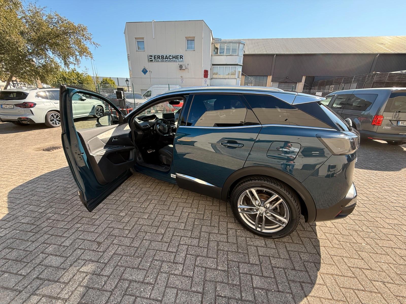 Peugeot 3008 II Plug-In Hybrid 225 e-EAT8 GT GT