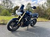 Triumph Street Triple 675 mit Quickshifter - TRIUMPH 675