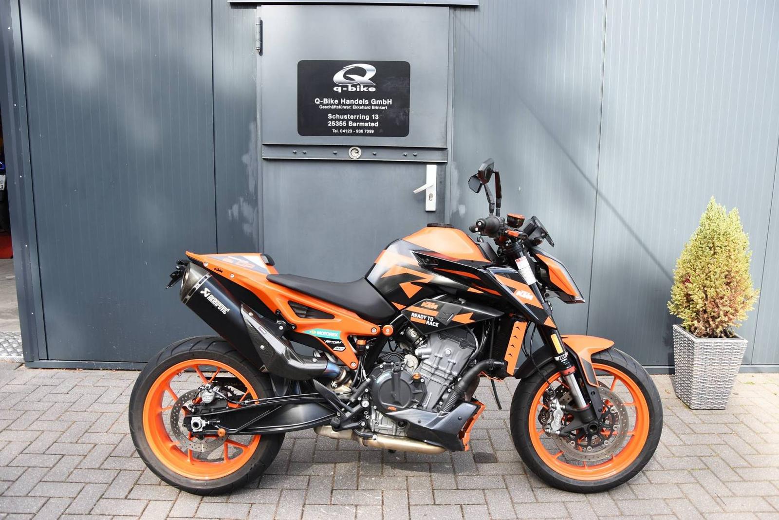 KTM 890 Duke