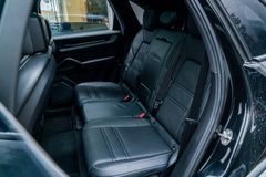 PORSCHE Cayenne S/ 1. HD./ LUFT/ BURMESTER/ INNODRIVE PORSCHE Cayenne S/ 1. HD./ LUFT/ BURMESTER/ INNODRIVE