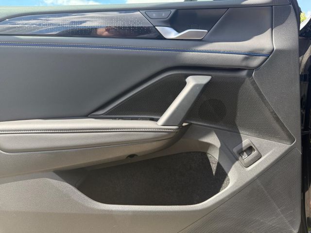 Tiguan R-Line 2.0 TDI 4Motion StandHZG El. Panod