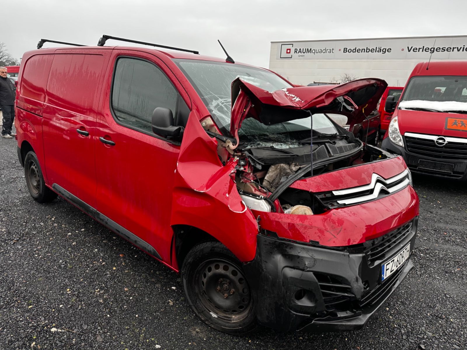 Fahrzeugabbildung Citroën Jumpy Kasten Business Unfall