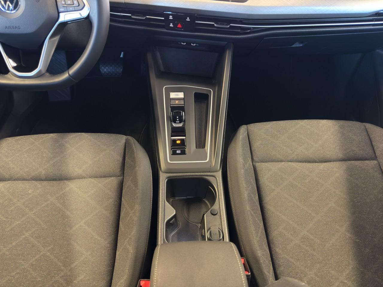 Volkswagen Golf VIII Var. 2.0 TDI DSG Life AHK+NAVI+STANDHZ, миниатюра 16