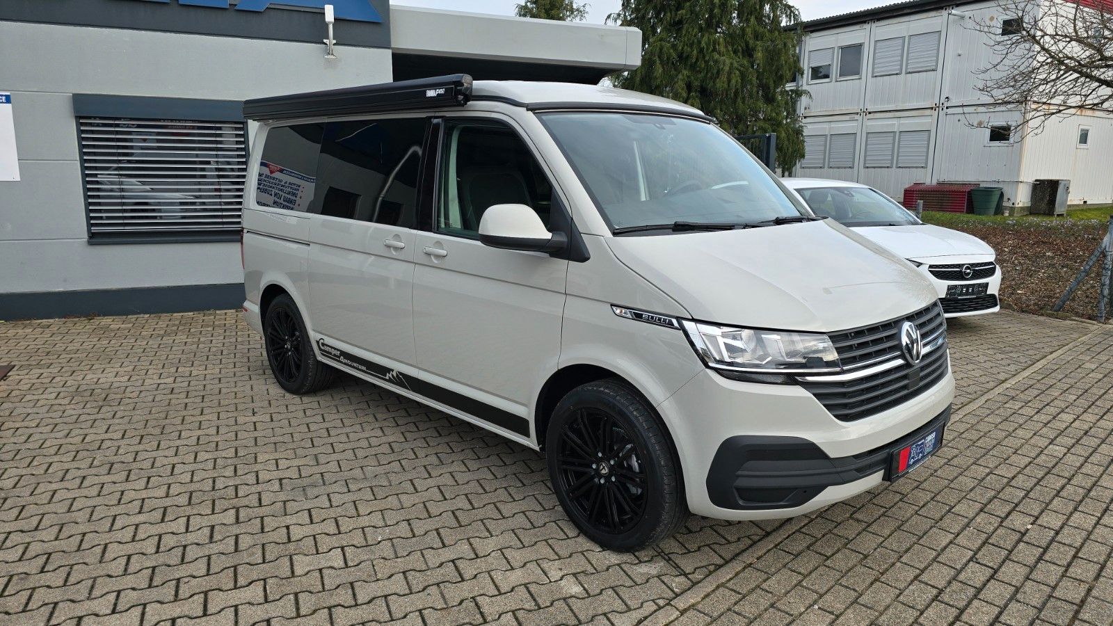 Volkswagen T6.1 Camping Ausbau DSG ALU 19 Schlafdach AHK foto 2