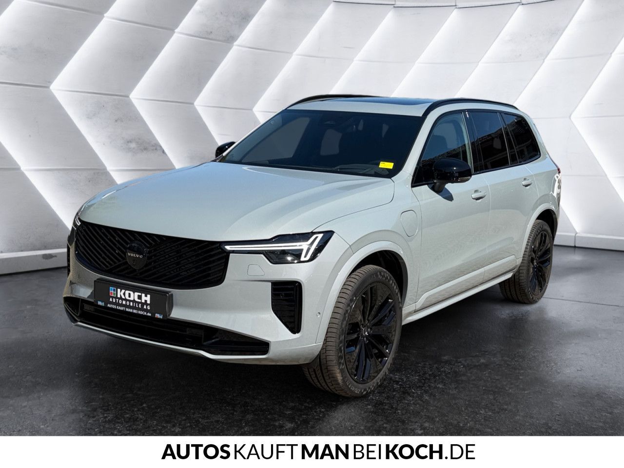 Volvo XC90 Black Edition T8 AWD Plug-in Hybrid Plus imagem 3