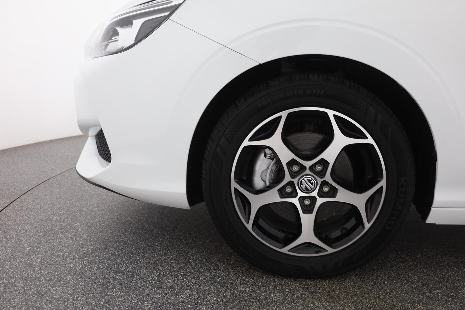 MG3 1.5 Comfort LED Navi Kamera