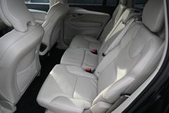 Fahrzeugabbildung Volvo XC90 D5 AWD Autom Momentum*RFK*NAVI*BLIS*ACC*AHK