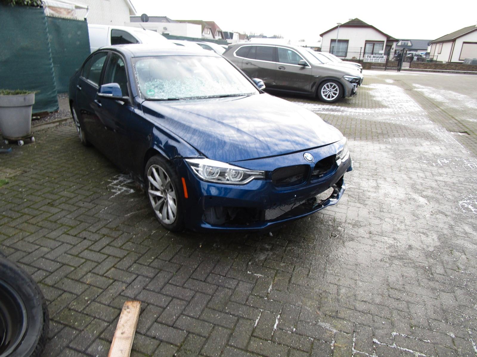 BMW 320i Xdrive USA FAHRZEUG!