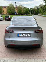 Tesla Model Y Long Range Dual Motor AWD Long Range - Tesla Model Y: Grau