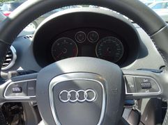 Fahrzeugabbildung Audi A3 1.6 TDI Attraction Automatik *1-HAND / SCHECK