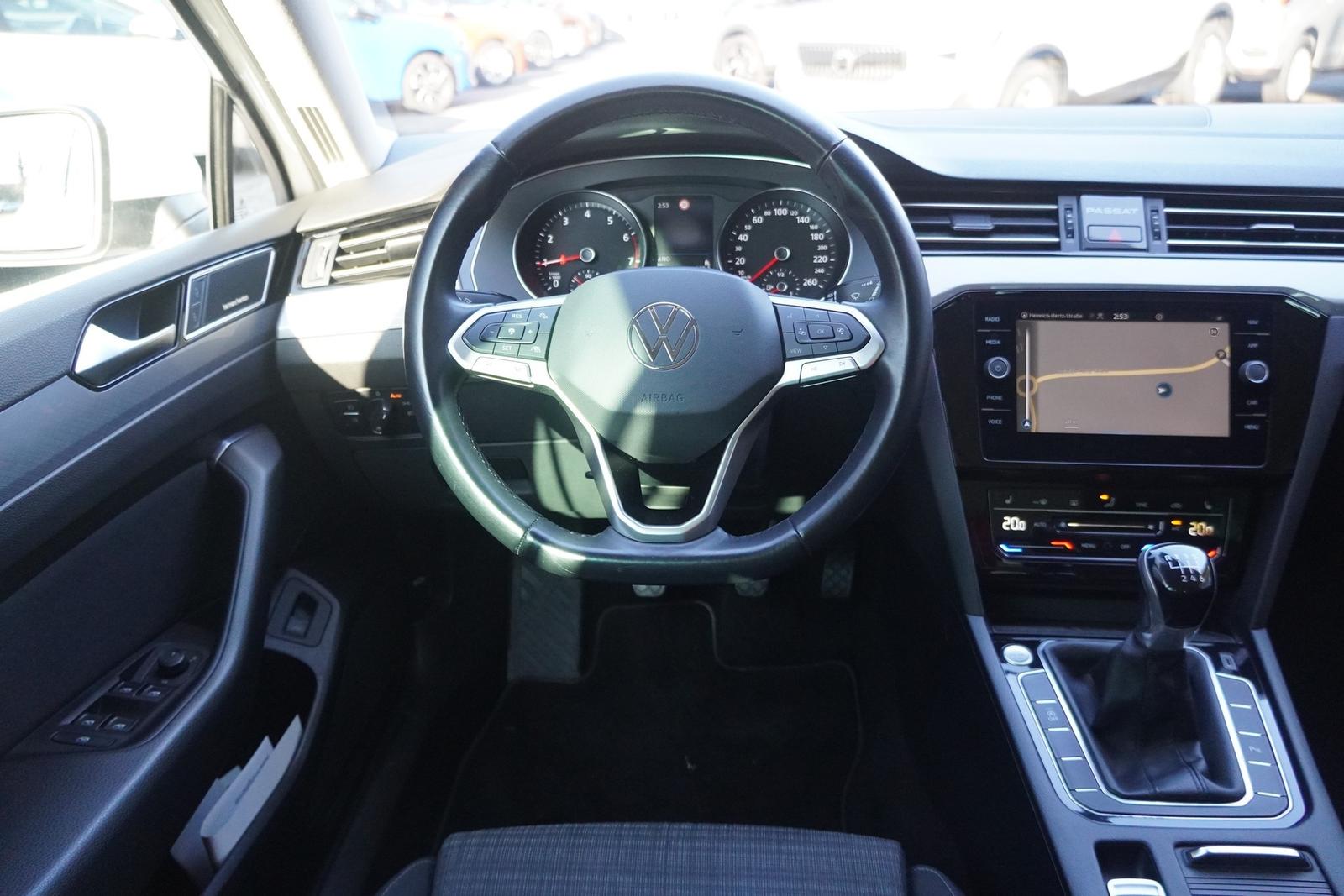 Volkswagen Passat 1.5 TSI Elegance LED Sitzheizung, миниатюра 13
