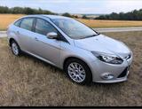 Ford Focus 1,6 - 150 PS - TÜV Neu - Ford Focus aus 2012: For