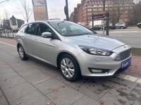 Ford Focus Turnier Titanium Guter Zustand