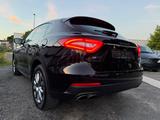 Maserati Levante Q4 GranLusso 3.0 V6/Leder/KAM/Carplay - Maserati Levante Gebrauchtwagen