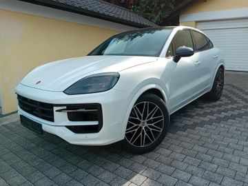 Porsche Cayenne - 1