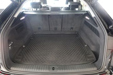 Audi Q8 - 11
