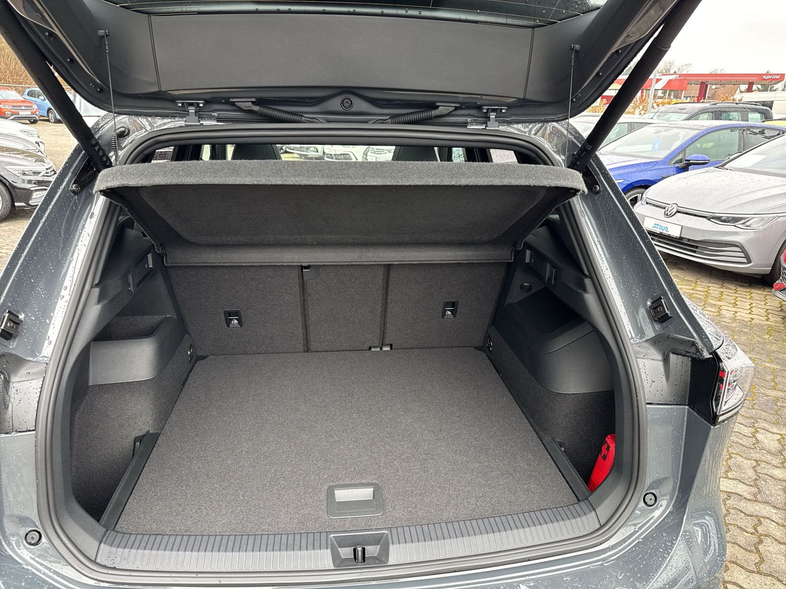 Tiguan R-Line AHK " Harman Kardon"PANO 4M R-Line