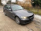 BMW 318d touring  TüV 01.28 Panorama Dach - BMW 318 aus 2006: 318d