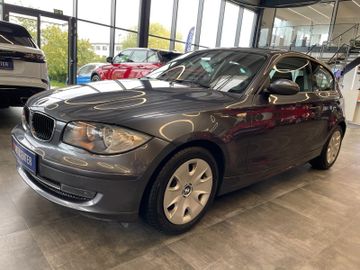 BMW 120 Baureihe 1 Lim. 120d *1.HAND*KLIMA*PDC*SZHZ*