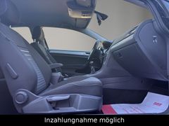 VW Golf VII Lim. Cup BMT/2.Hand/KLIMA/SHZ/PDC!