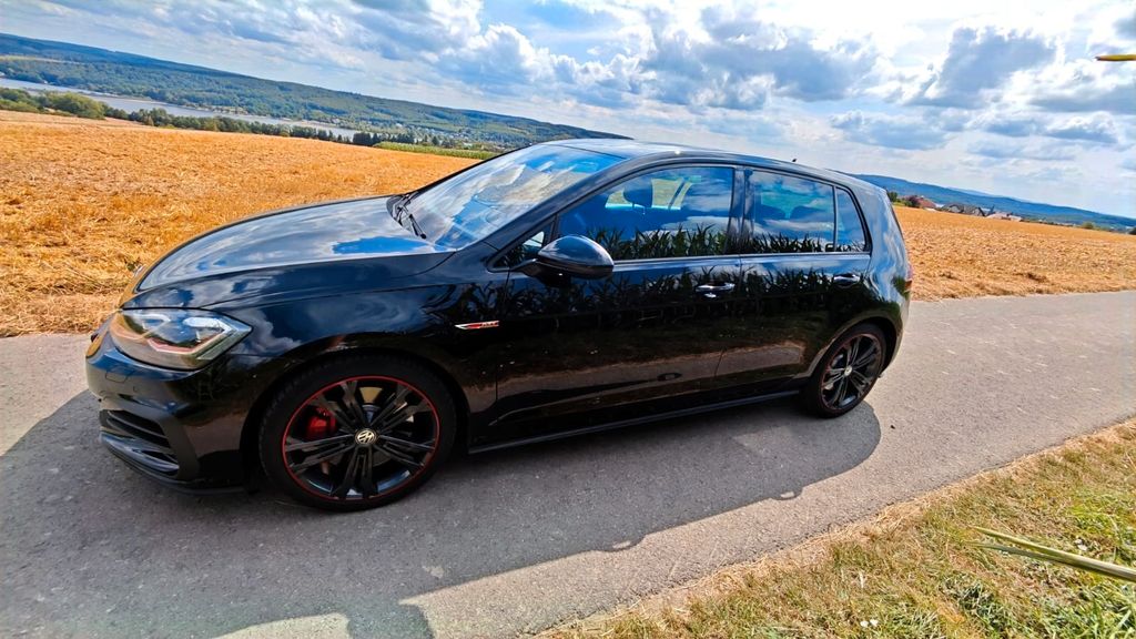 Image of Volkswagen Golf