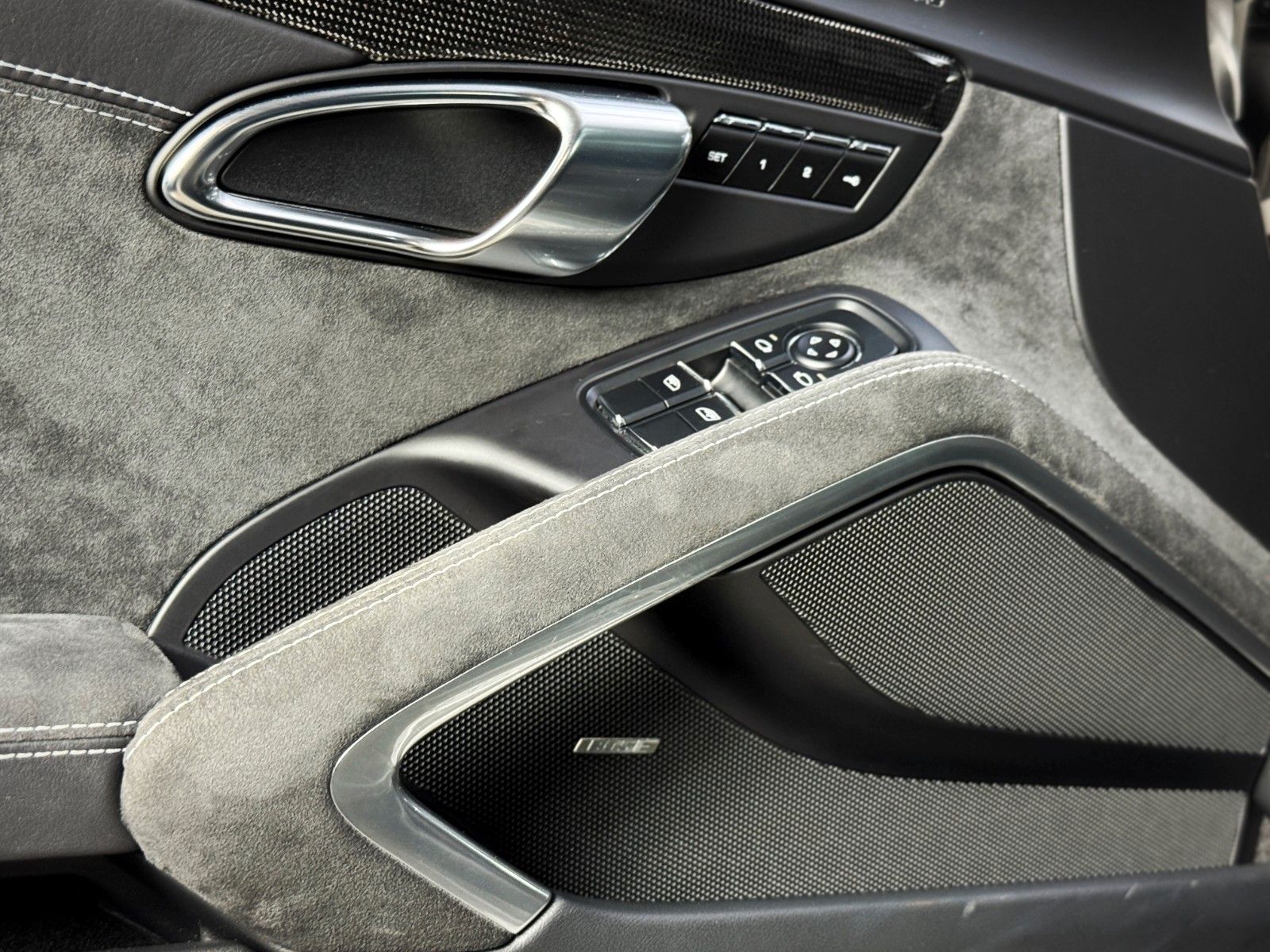 Fahrzeugabbildung Porsche 991 4 GTS + Lift + Vierradlenk + Appr. + Scheckh