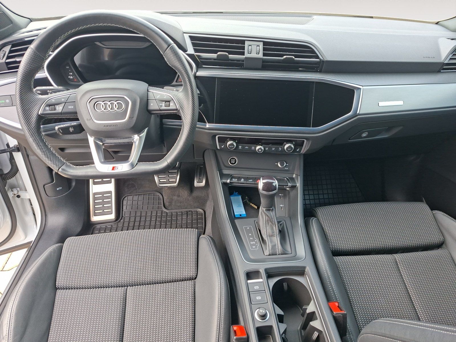 Audi Q3 Sportback 45 TFSI e AHK S-Line RFK CarPlay foto 10