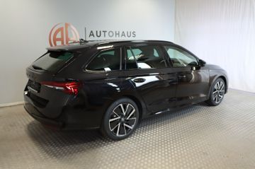 Skoda Octavia Combi 1.5 TSI Sportline Matrix AHK Navi
