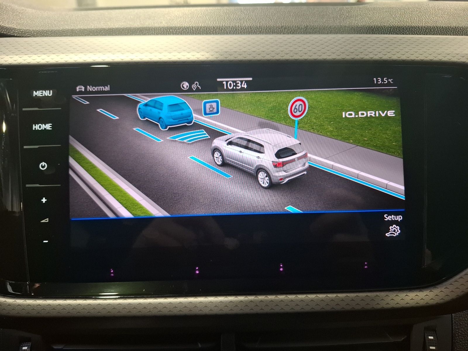 Fahrzeugabbildung Volkswagen T-Cross TSI Active Navi AID ACC PDC SH LM