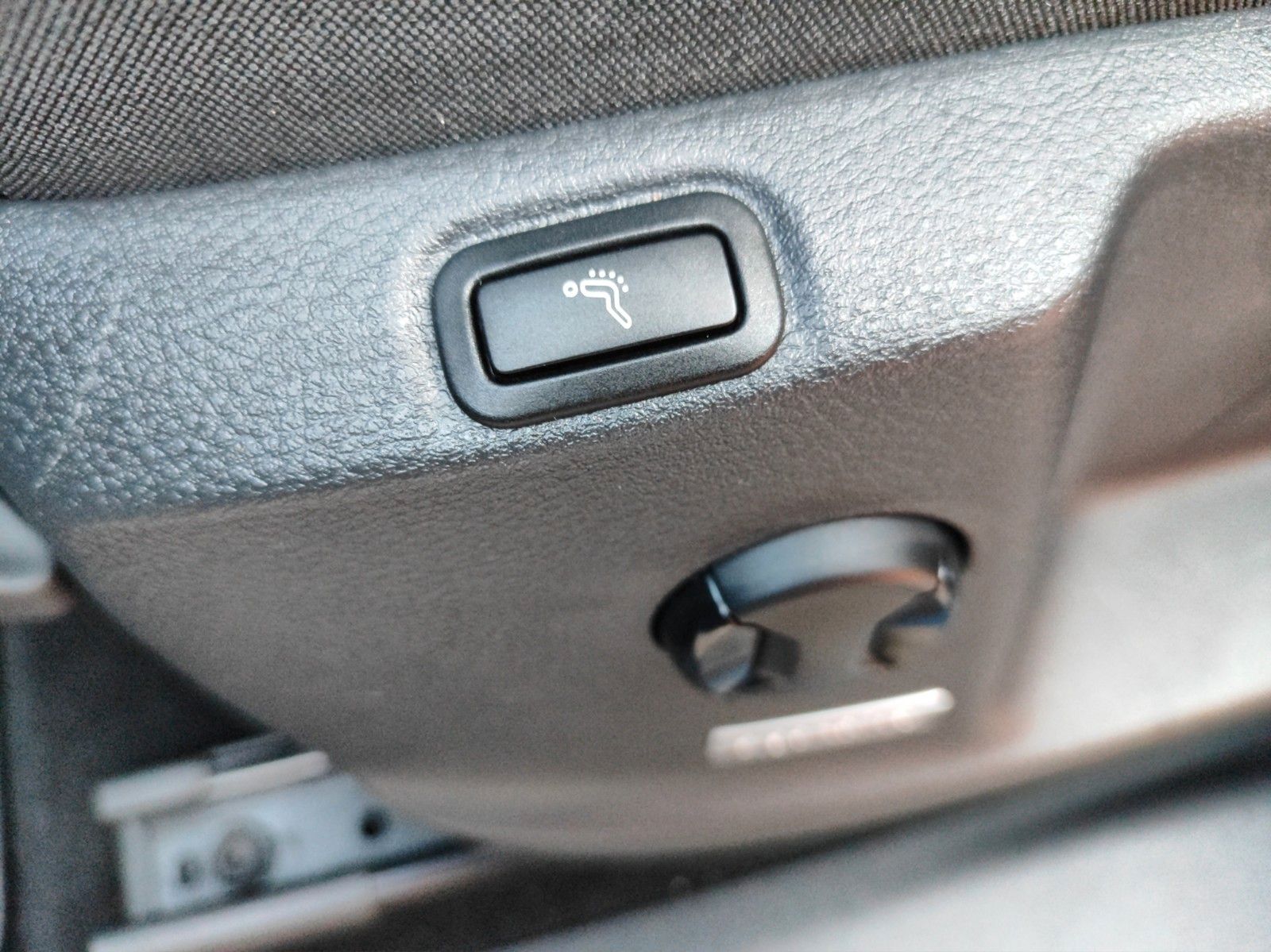 Fahrzeugabbildung Volkswagen Touran Highline R-Line*Massage*Kamera*CarPlay*