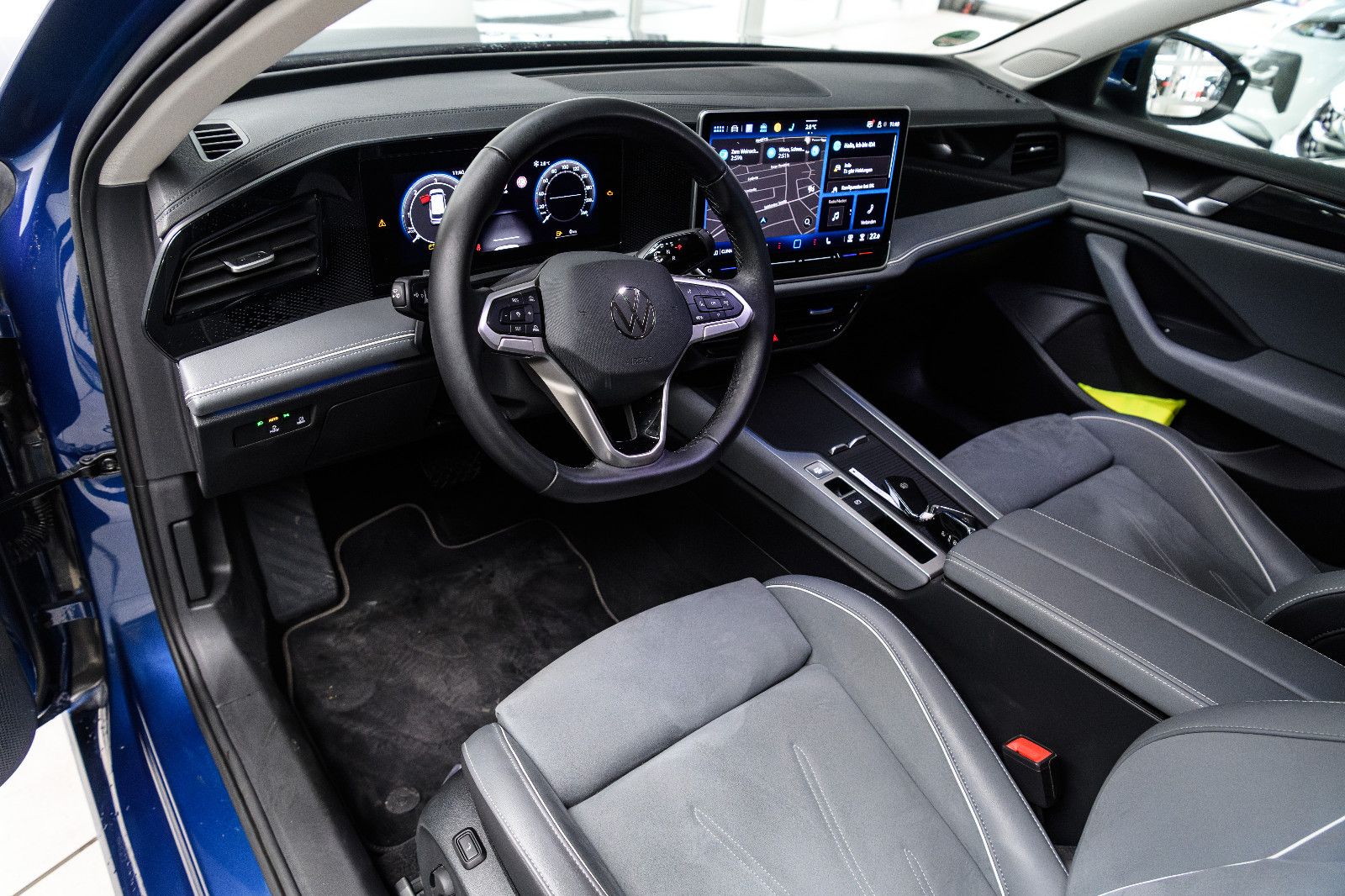 Fahrzeugabbildung Volkswagen Passat Variant 2.0 TDI 110 kW+AHK+SHZ+STANDHEIZU
