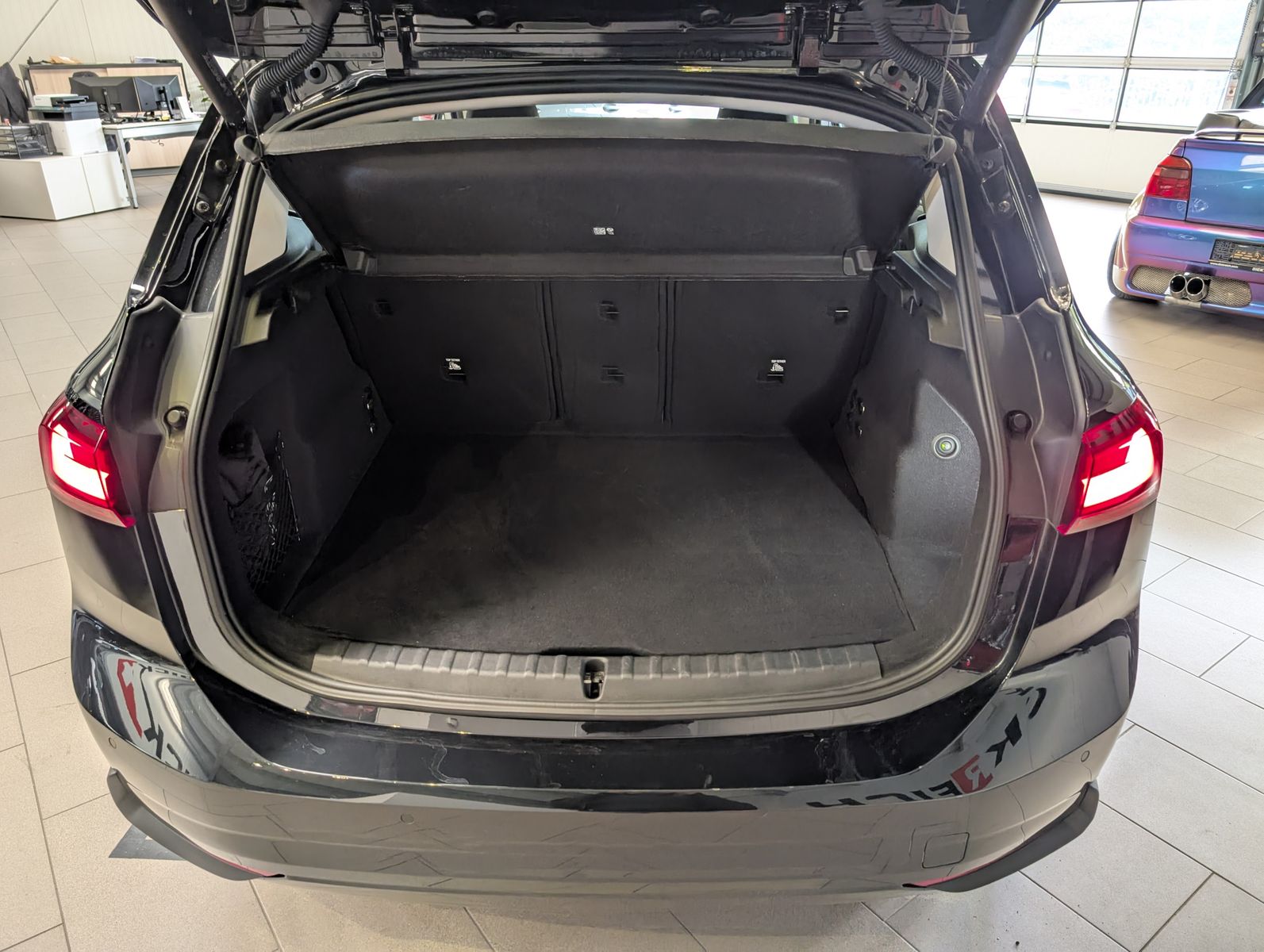 Fahrzeugabbildung BMW 218 Active Tourer i Travel-Pake LED Cam Pano AHK