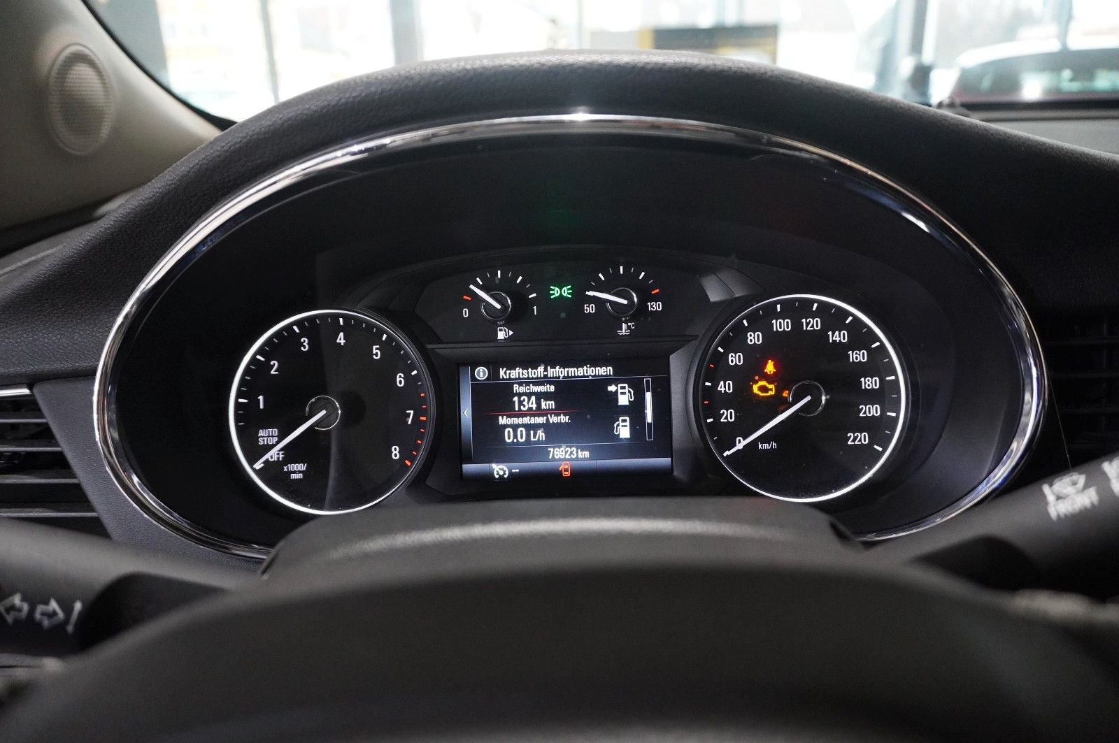 Fahrzeugabbildung Opel Mokka X 1.4 INNOVATION NAVI/LED/KAMERA/SPORT/SHZ