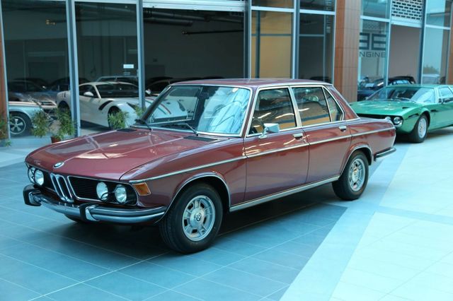 BMW 3.0Si (E3)