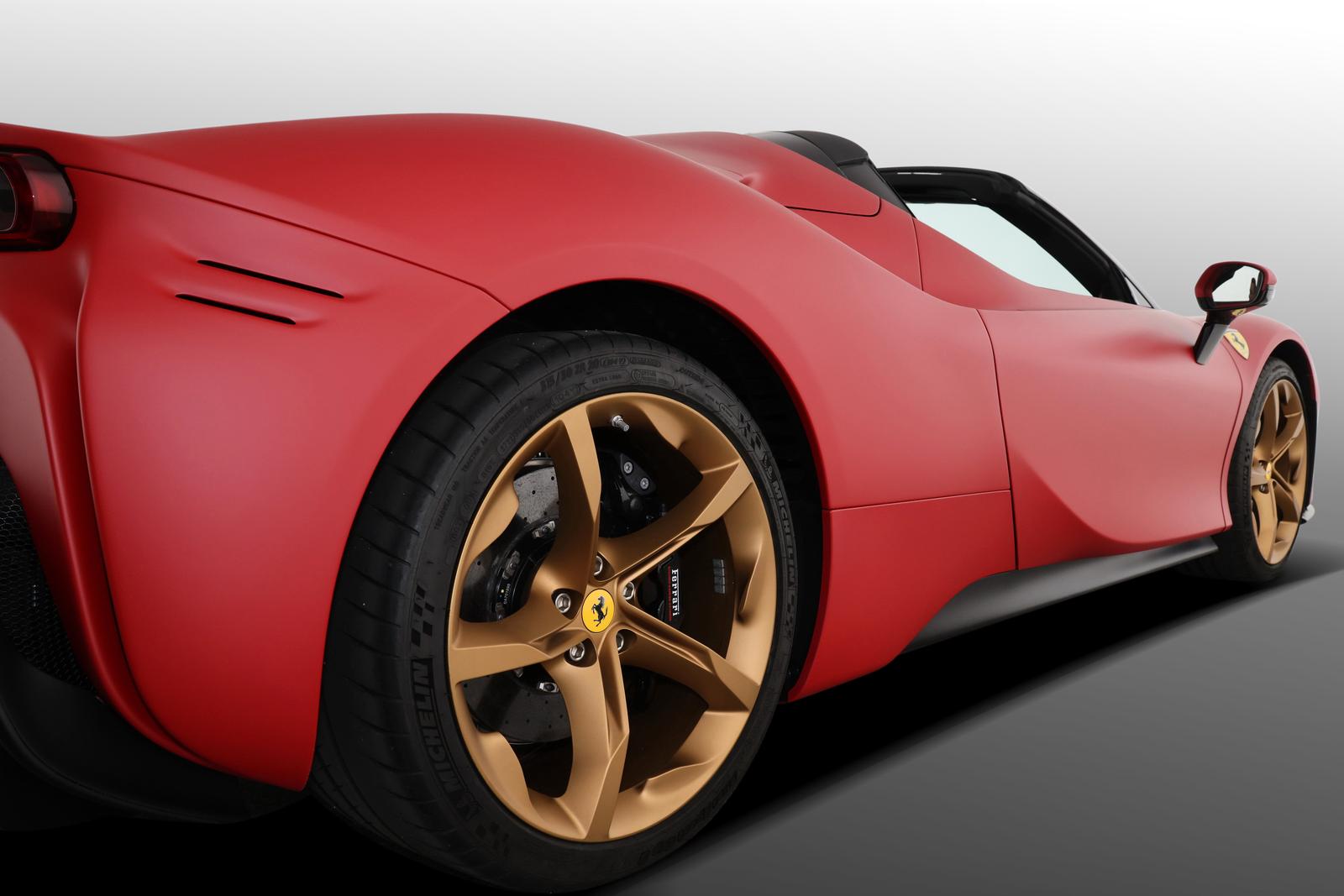 Ferrari SF 90 Spider