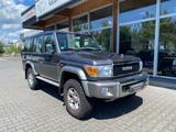 Toyota Land Cruiser GRJ76L Klima AHK 1.Hand - Toyota Land Cruiser mit Benzin-Antrieb: Geländewagen