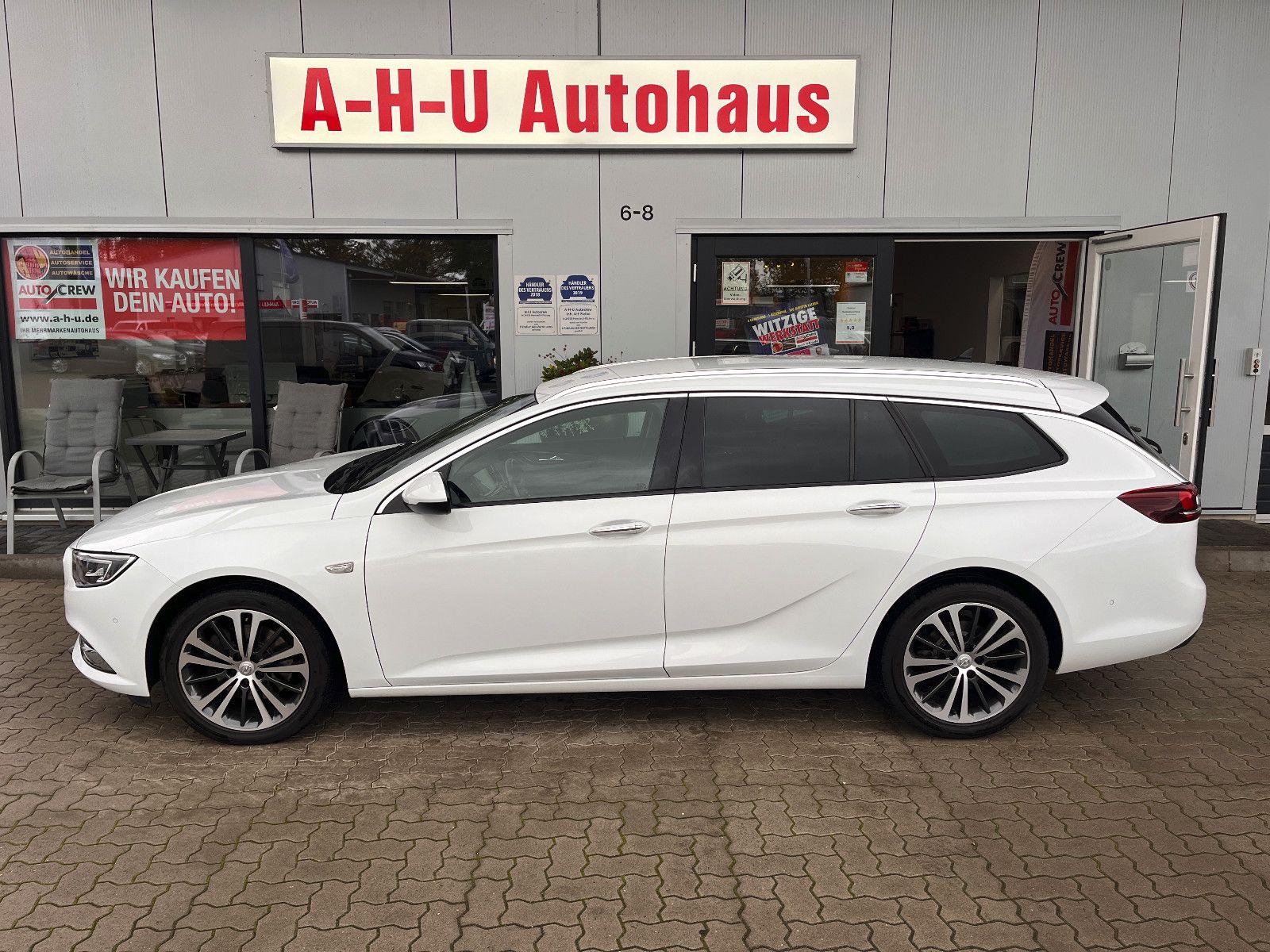 Fahrzeugabbildung Opel Insignia B Sports Tourer Business Innovation