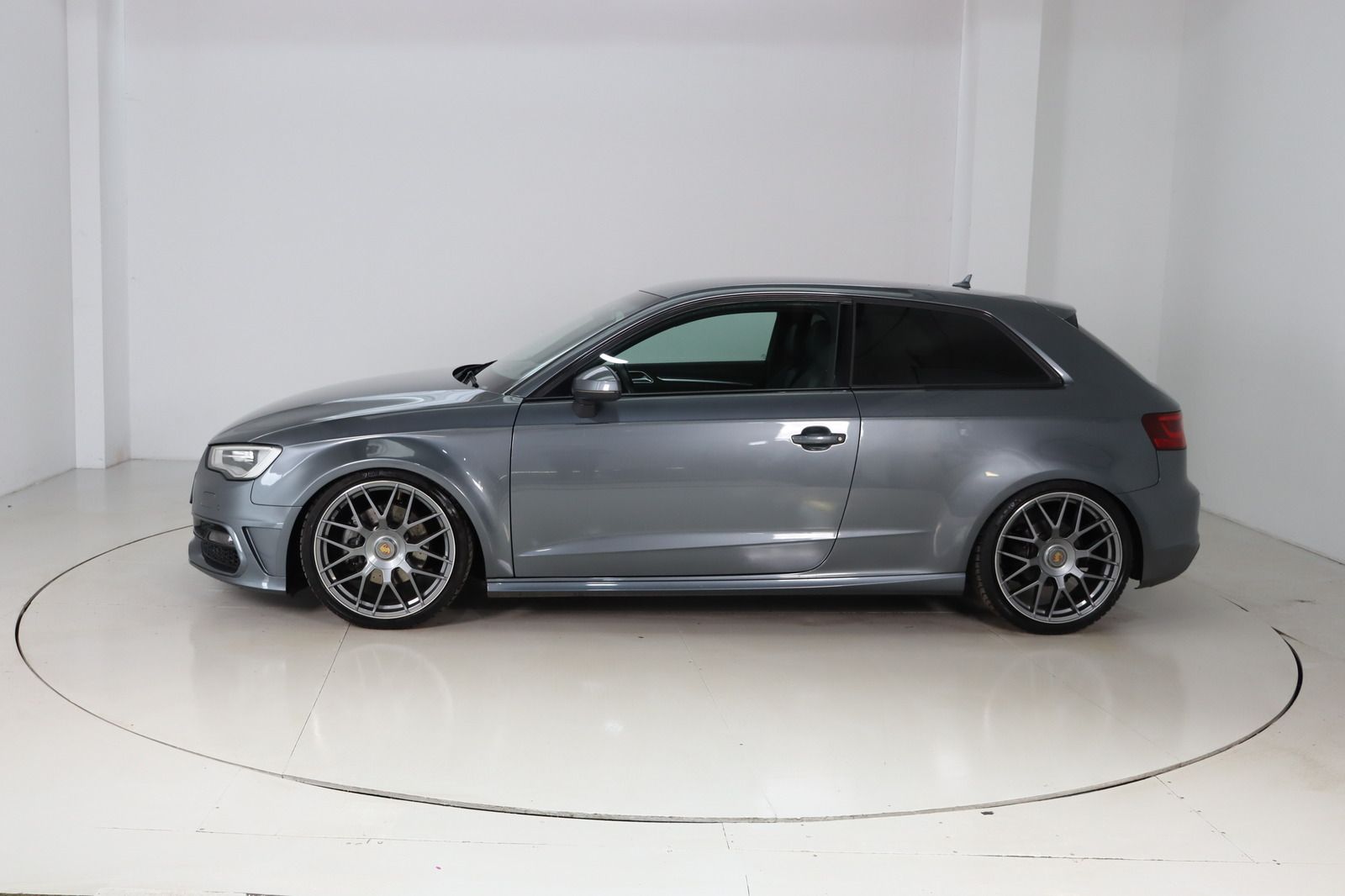 Fahrzeugabbildung Audi A3 2.0 TDI Ambition Sport * Xenon * Alcantara