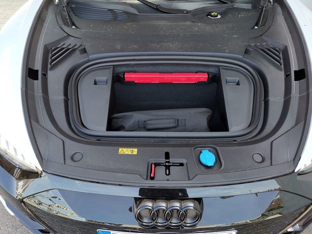 Fahrzeugabbildung Audi RS e-tron GT quattro *HuD*Navi*Sport*