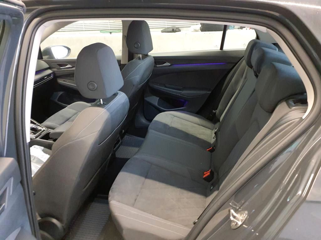 Volkswagen Golf - Bild 9