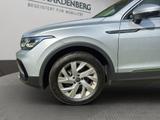 Volkswagen Tiguan Elegance 4Mot. TDI DSG NaviPro AHK Matrix - Volkswagen Gebrauchtwagen in Berlin