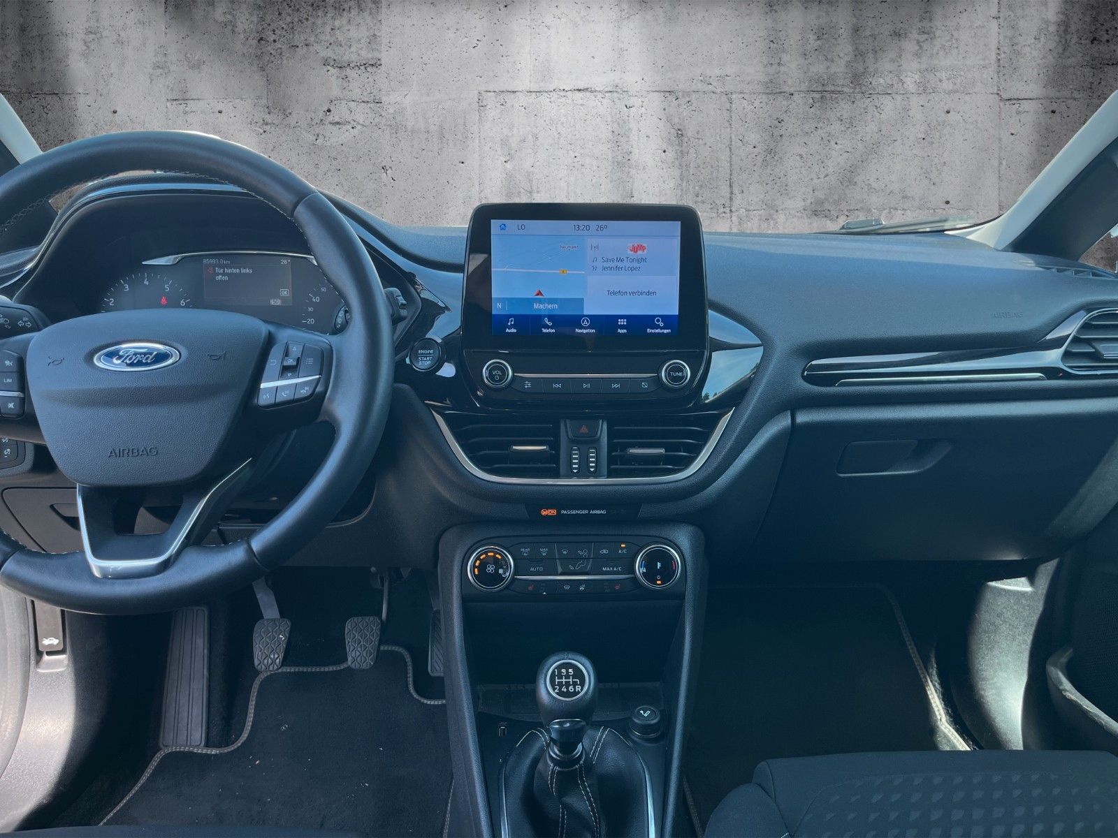 Fahrzeugabbildung Ford Fiesta Titanium X