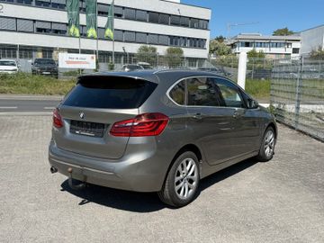 BMW 218 - 6